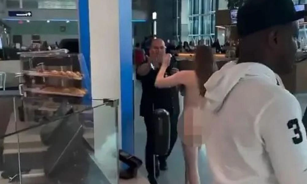 Πανικός στο αεροδρόμιο του Ντάλας - Γυναίκα γδύθηκε και δάγκωσε άντρα! (βίντεο)